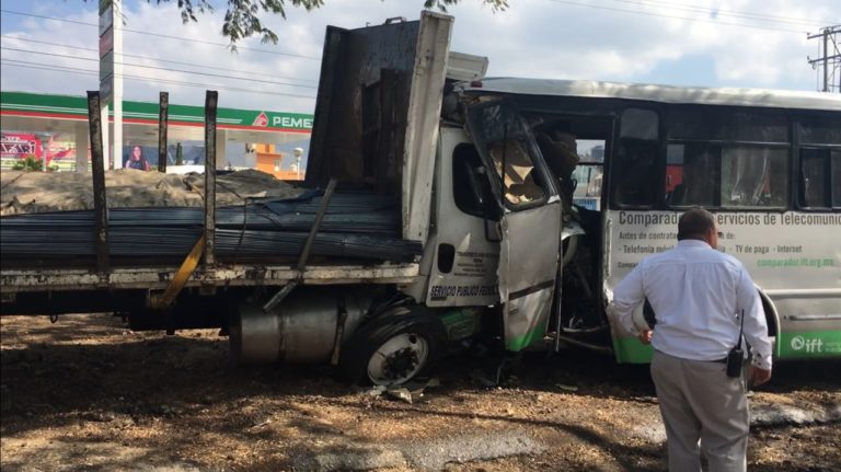 Detenido el conductor de torton que provocó accidente; el saldo 30 lesionados y dos fallecidos