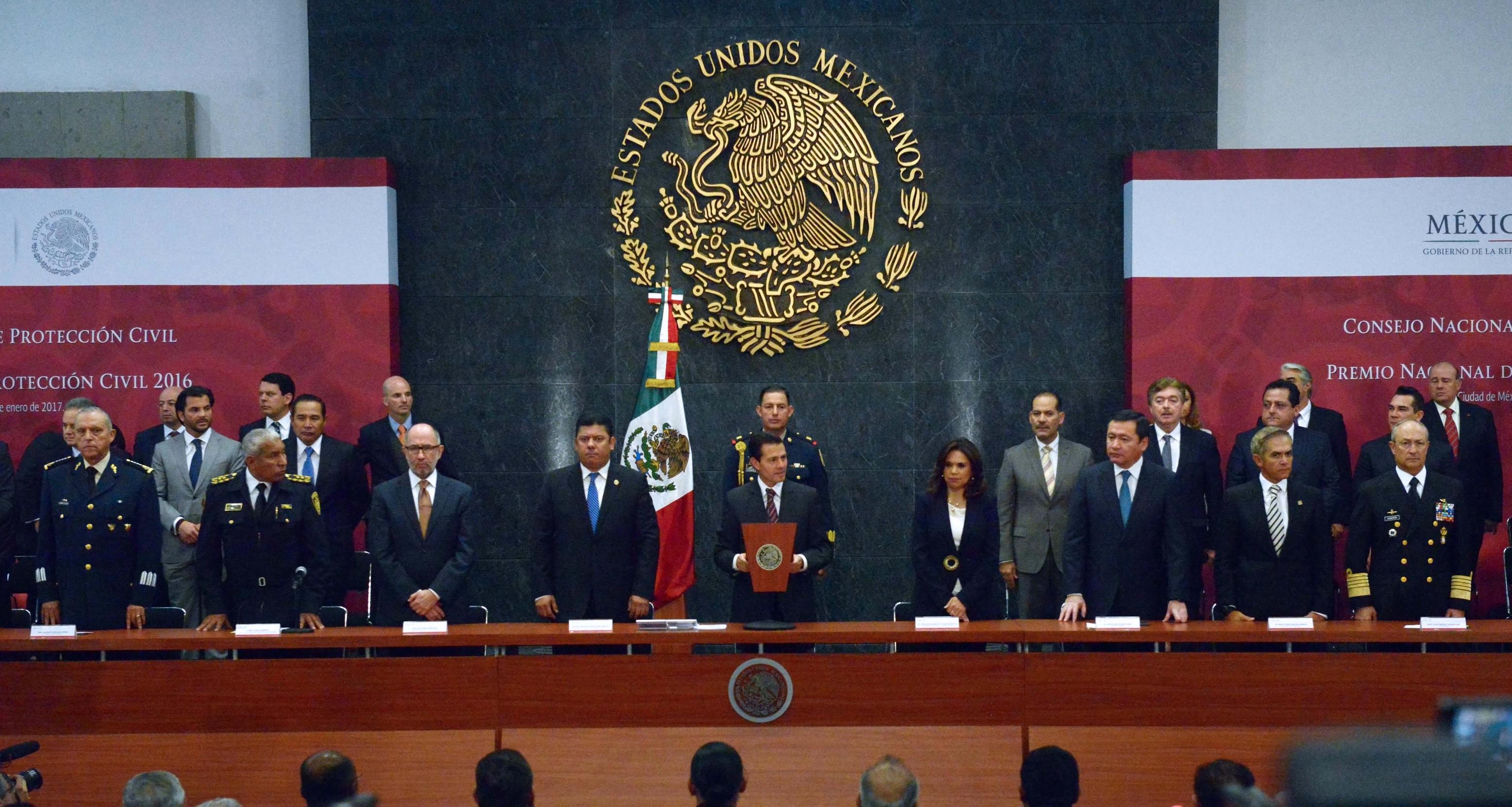 Unidad ante nuevos desafíos, pide EPN