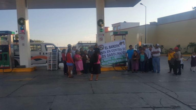 Realizan protestas pacíficas por #Gasolinazo