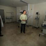 Supervisa Velasco equipamiento del Hospital de Yajalón para su puesta en marcha