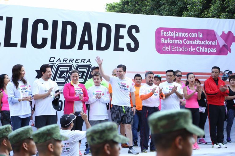 Más de 7 mil chiapanecos participan en la carrera conmemorativa por el Centenario de la Constitución