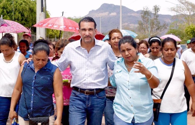 Estudiantes de Jiquipilas agradecen a Melgar, gestión honesta.