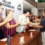 Las mujeres son ejemplo de tenacidad, fortaleza y dignidad: Fernando Castellanos