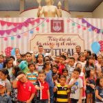 Celebra Rutilio Escandón a las niñas y niños en el tribunal