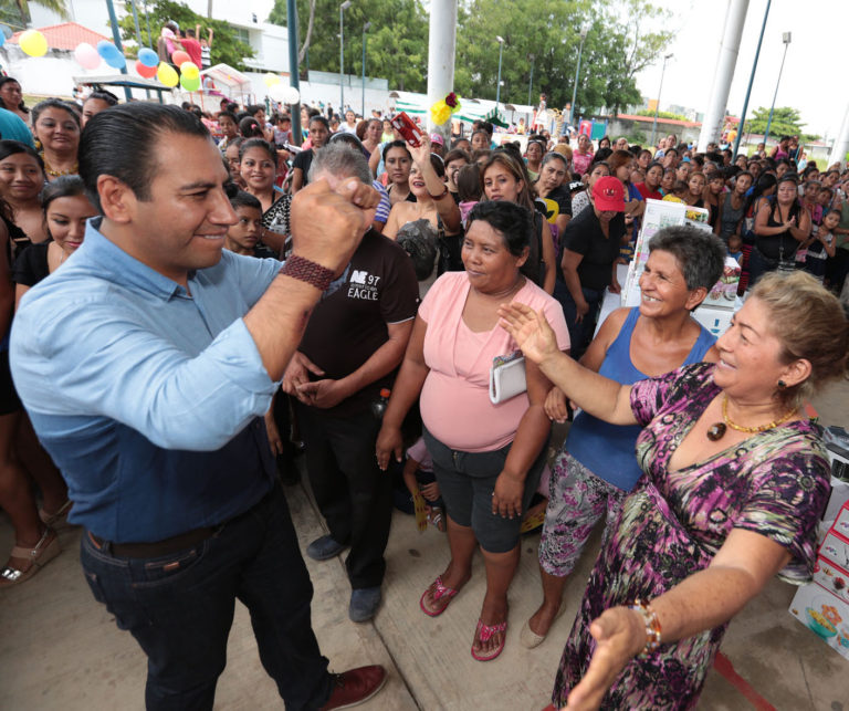 Reconoce ERA ardua labor de las mujeres y madres de familia