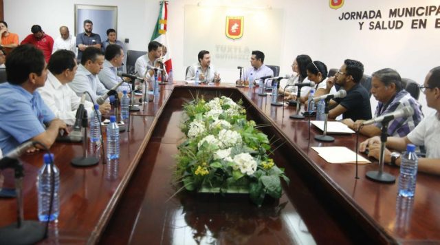 Inaugura Fernando Castellanos Jornada Municipal de Seguridad y Salud, la primera en la historia de Tuxtla