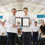 Manuel Velasco y Mikel Arriola entregan certificación de preescolar a guarderías del IMSS Chiapas