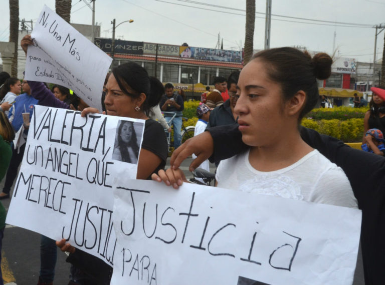 “Estaban metidos en la elección y no me ayudaron a buscar a Valeria”, acusa madre de la niña asesinada