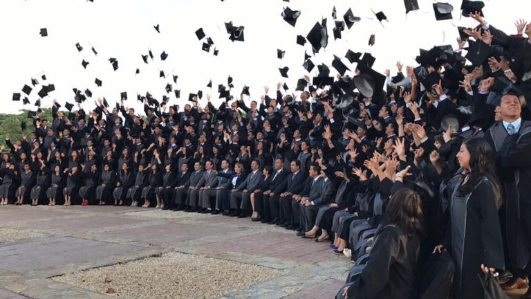 Egresan de programas acreditados de calidad, Ingenieros de la Politécnica