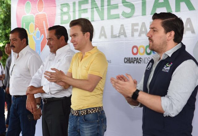 Asegura Fernando Castellanos apoyo prioritario a familias vulnerables en Tuxtla