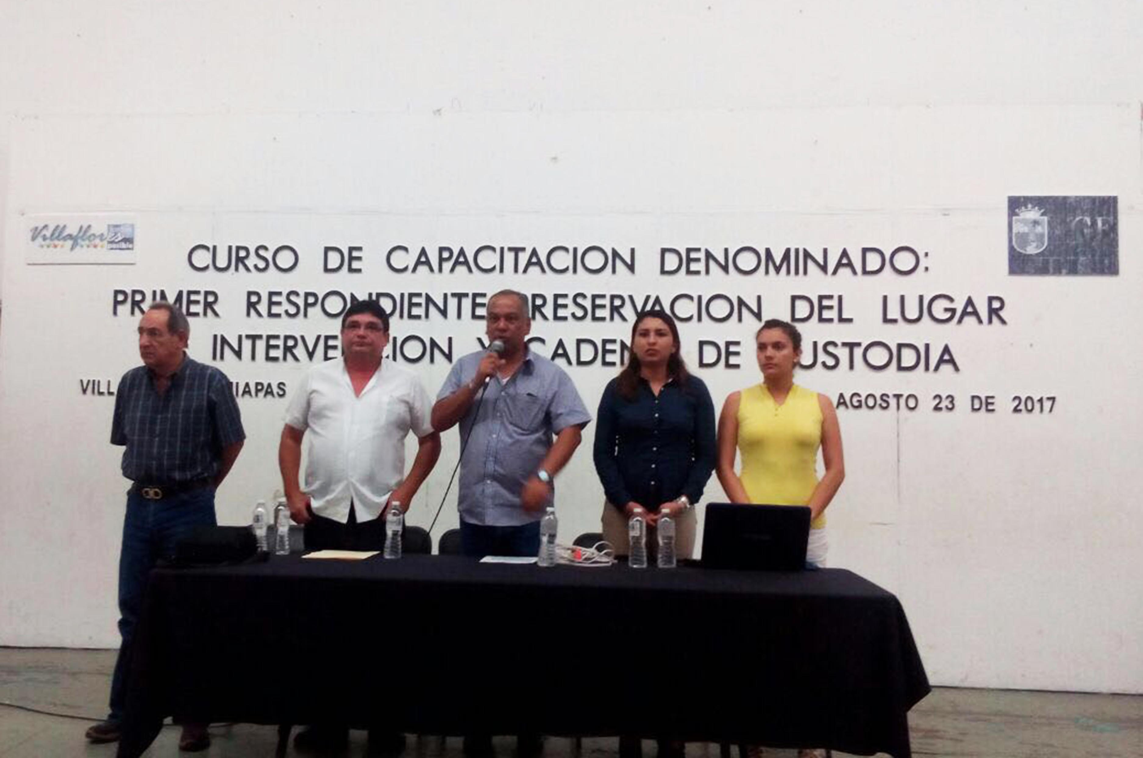 Capacita FGE a policías municipales de Villaflores en cadena de custodia y primer respondiente