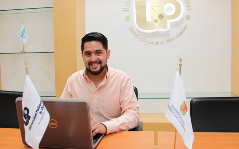 Emprendimiento y profesionalización claves para un mejor futuro: afirma egresado de la UPChiapas