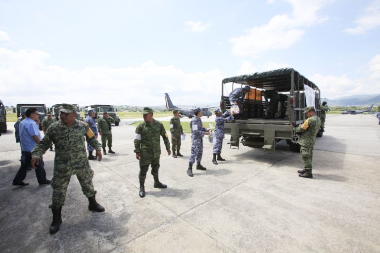 Reconoce Eduardo Ramírez labor de Fuerzas Armadas en municipios afectados tras sismo