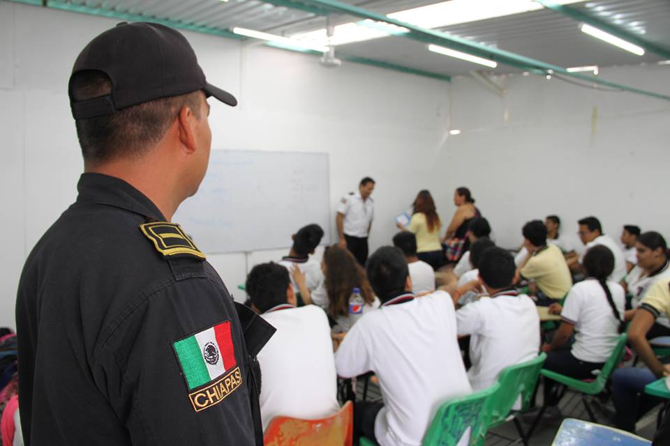 Continúa SSyPC fortaleciendo la seguridad  en escuelas de Chiapas