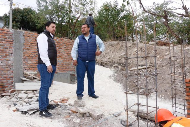 Avanza línea de conducción de agua potable para el norte-oriente de Tuxtla