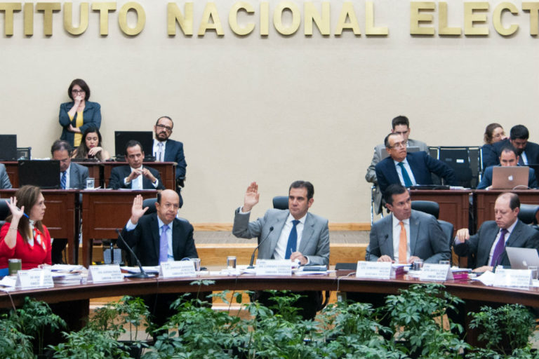 Busca INE cambiar de fecha la final del Clausura 2018 por debate presidencial