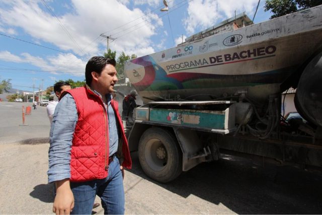 Continúan trabajos de mejoramiento urbano en la ciudad: Fernando Castellanos