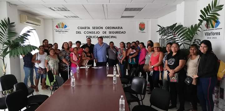 El alcalde Mariano Rosales atendió a damnificados por el sismo de 2017