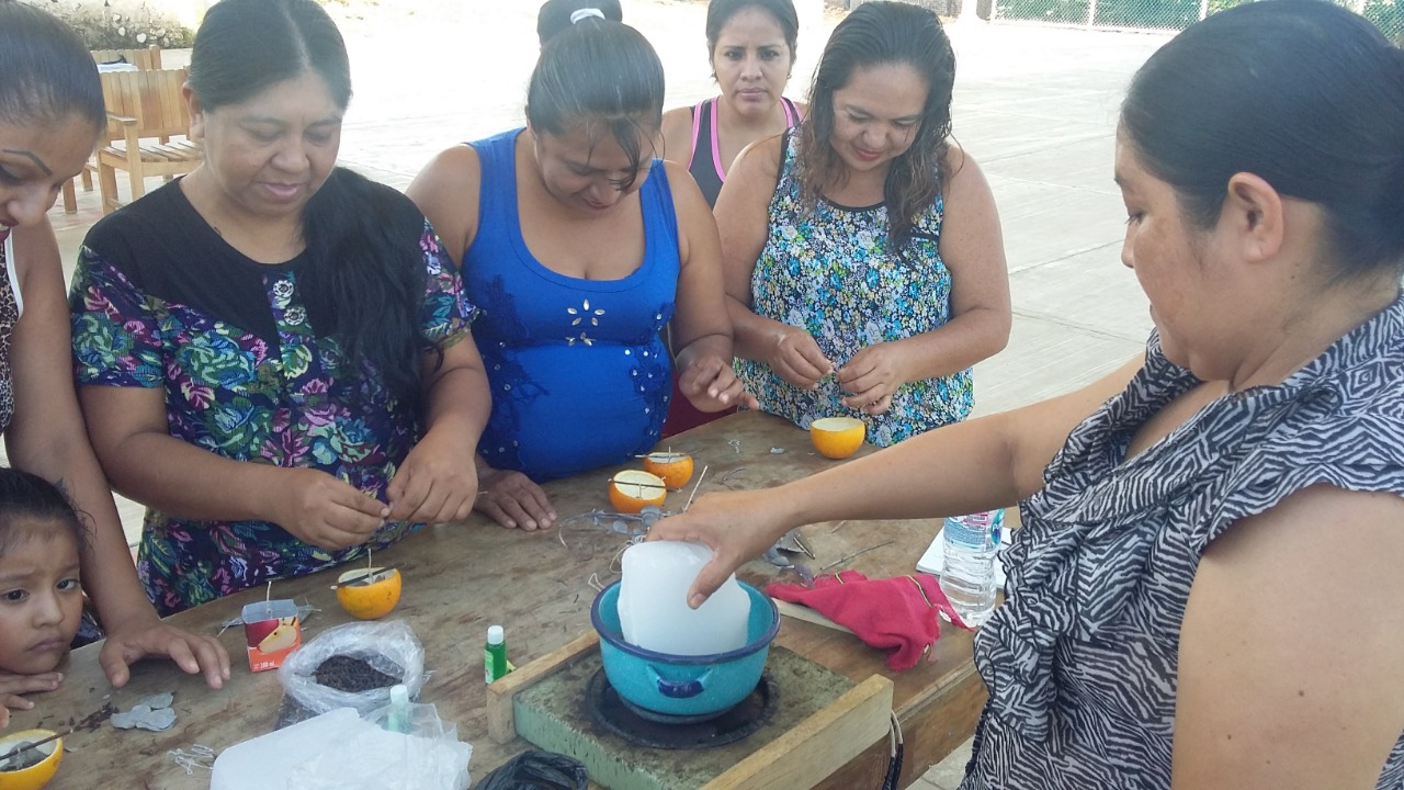 En comunidades rurales… Con cursos y talleres, edil Óscar Gurría promueve el empoderamiento de las mujeres