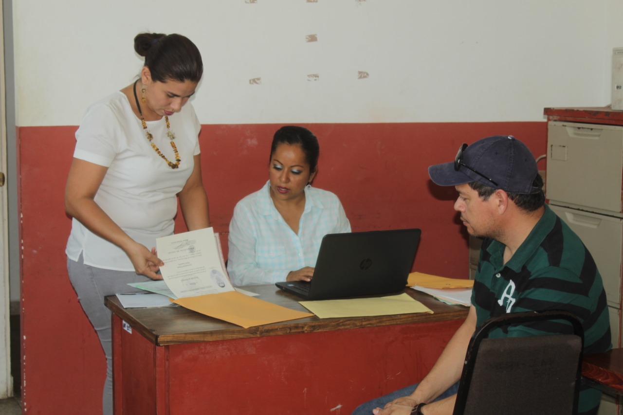 En instalaciones del Centro de Convivencias… GOBIERNO MUNICIPAL INSTALA MÓDULO DE TRÁMITE DE CÉDULA PROFESIONAL