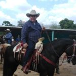 Acude Mariano Rosales a cabalgata en el ejido Cuauhtémoc