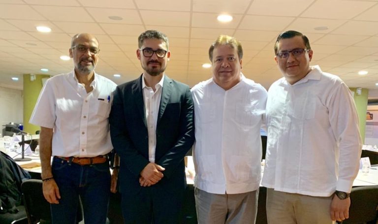 Asiste Mariano Rosales Zuarth a firma del convenio para la reconstrucción de Chiapas