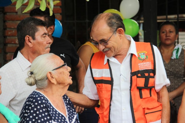 EL PRESIDENTE MUNICIPAL, DR. ÓSCAR GURRÍA PENAGOS,  INICIÓ OBRAS EN COLONIAS DEL SUR DE TAPACHULA