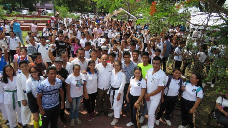 GOBIERNO MUNICIPAL FESTEJÓ EL «DÍA DEL ESTUDIANTE», CON ACTIVIDADES DEPORTIVAS Y CULTURALES.