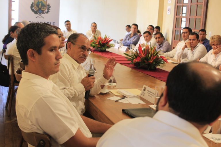 EL PRESIDENTE MUNICIPAL, DR. ÓSCAR GURRÍA PENAGOS SOSTUVO UN ENCUENTRO DE TRABAJO CON ORGANISMOS EMPRESARIALES DE TAPACHULA