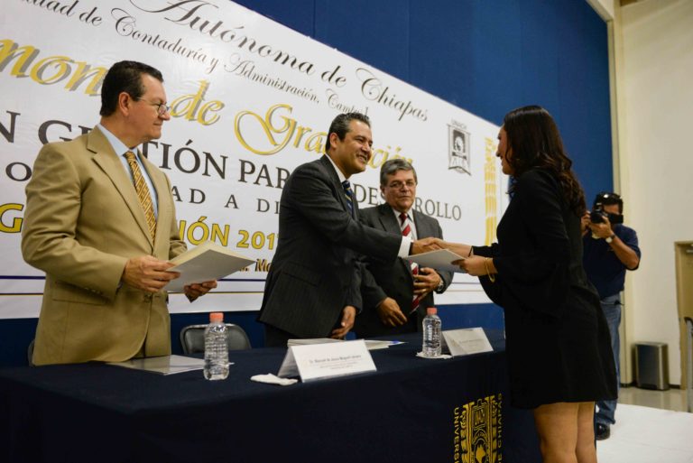 Celebra UNACH graduación de la Quinta Generación de la Maestría en Gestión para el Desarrollo