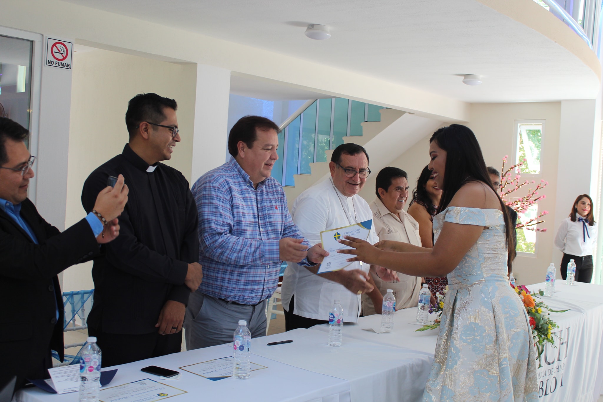 El alcalde Mariano Rosales Zuarth asistió como invitado de honor a la graduación de la generación 2016-2019