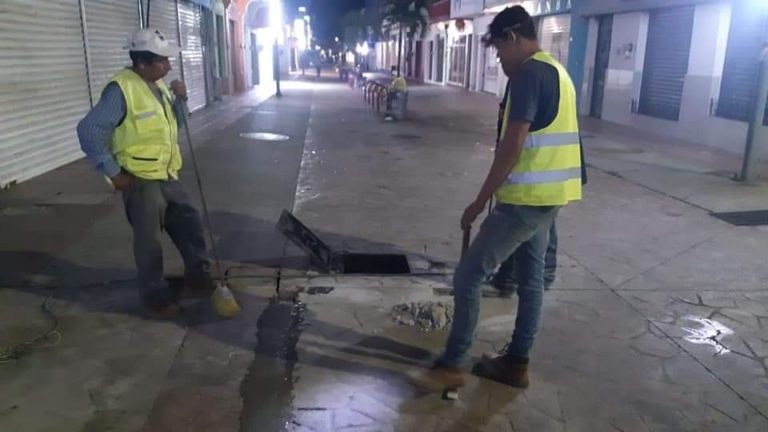 SEMAFORIZACIÓN DEL SENDERO PEATONAL SE REALIZA EN HORARIO NOCTURNO PARA NO ENTORPECER ACTIVIDADES DE CIUDADANOS Y EL COMERCIO LOCAL