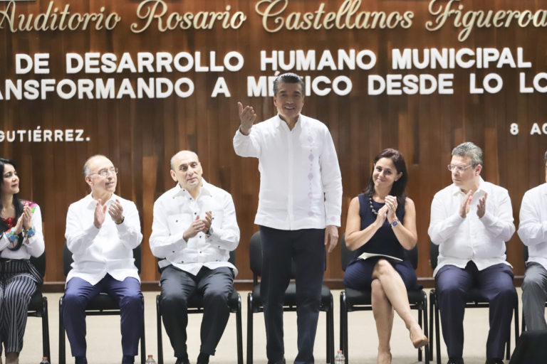 El desarrollo humano de Chiapas se logrará solo caminando en la misma dirección: Rutilio Escandón