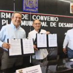 UNACH entregó el Plan de Desarrollo Municipal al Ayuntamiento de Tapachula