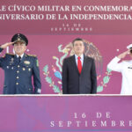 Encabeza Rutilio Escandón desfile cívico-militar por el 209 aniversario de la Independencia de México