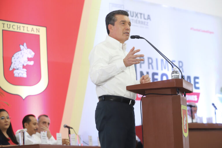 Tuxtla no está sola y vamos a seguir trabajando de la mano: Rutilio Escandón