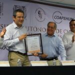 Refrendan acreditación nacional de la Licenciatura en Lengua y Literatura Hispanoamericanas ofertada por la UNACH