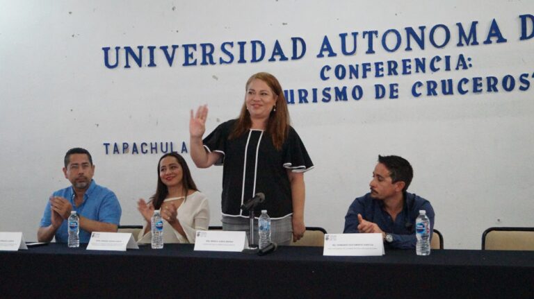 Ayuntamiento y UNACH… CAPACITAN A ESTUDIANTES EN MATERIA DE “TURISMO DE CRUCEROS”