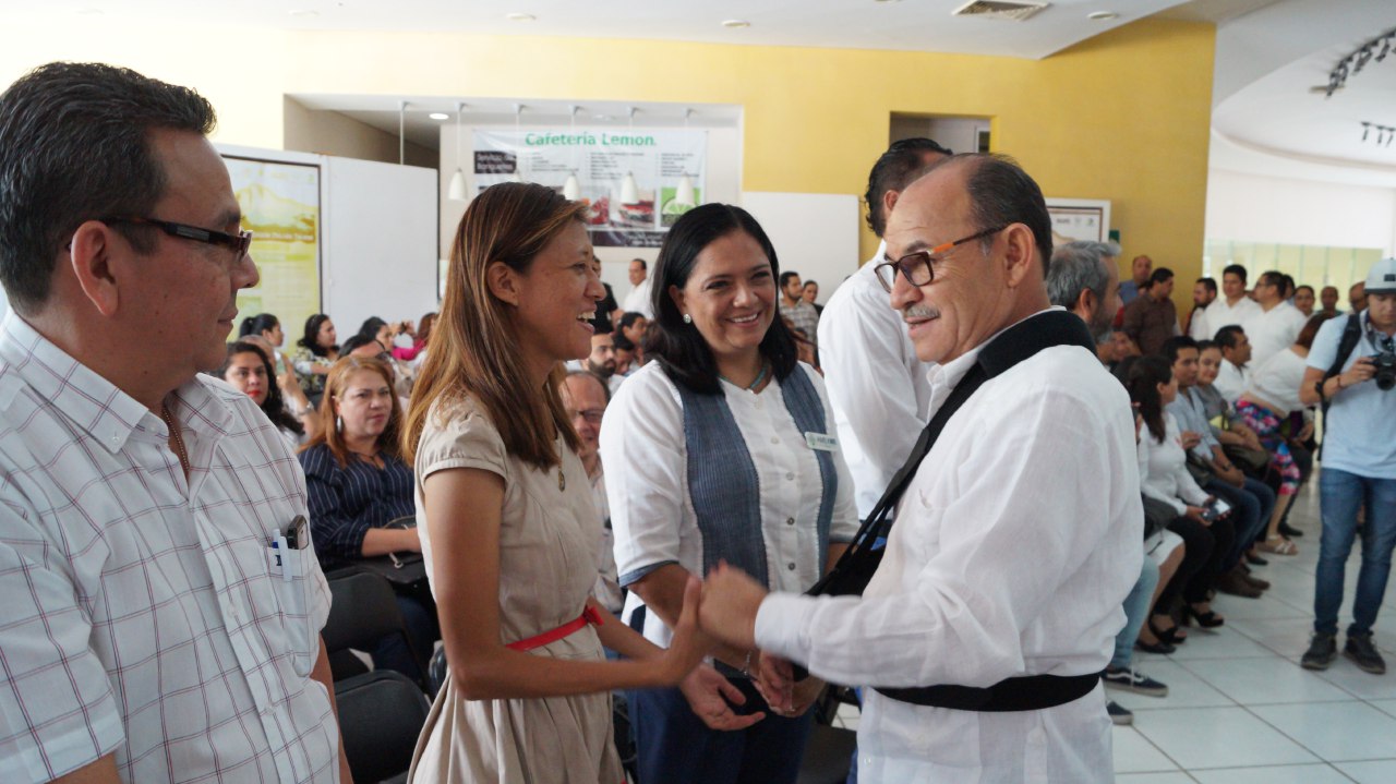 EL PRESIDENTE MUNICIPAL, DR. ÓSCAR GURRÍA PENAGOS FIRMÓ EL  PACTO SOCIAL POR LA EDUCACIÓN DE LA NIÑEZ Y LA JUVENTUD