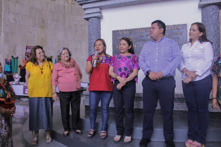 Culmina con éxito Expo-Venta Artesanal, Gastronómica y Cultural