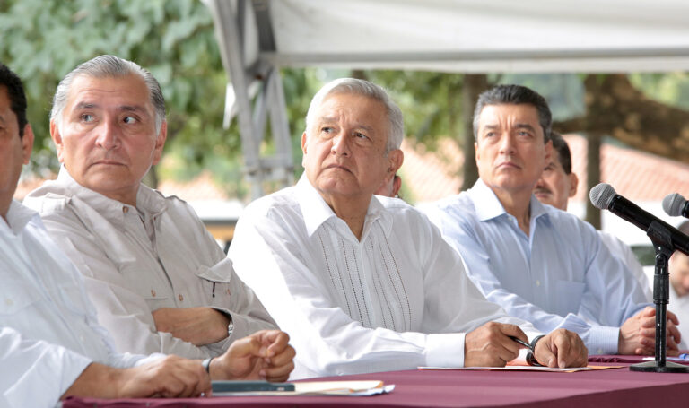 Acompaña Rutilio Escandón al presidente AMLO en reunión con equipo técnico de Sembrando Vida