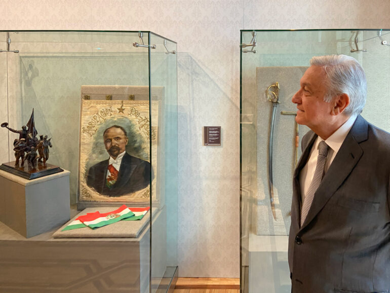 Presidente rinde homenaje a Francisco I. Madero en su CVII Aniversario Luctuoso; inaugura sala dedicada al Apóstol de la Democracia