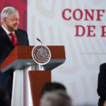 La Escuela es Nuestra fomenta democracia e involucra a familias en combate a corrupción: presidente AMLO; presentan avances en rehabilitación de escuelas