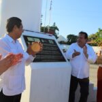 SE INAUGURA LA PLAZA DE LA CONSTITUCIÓN CON EL ASTA DE 50 METROS DE ALTURA