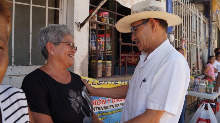 AUTORIDADES DE LOS TRES ÓRDENES DE GOBIERNO Y PUEBLO EN GENERAL RINDEN HOMENAJE PÓSTUMO AL PRESIDENTE MUNICIPAL, DR. ÓSCAR GURRÍA PENAGOS