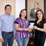 Atestigua Llaven entrega de donación de AMMJE a Voluntariado FGE