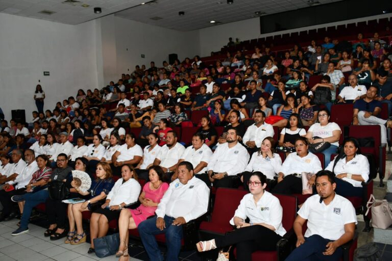 En el Campus IV Rindió su tercer informe de actividades lo directora de la Escuela de Humanidades de la UNACH