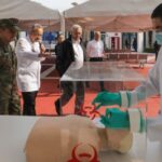 Presidente supervisa instalaciones exclusivas para pacientes de COVID-19 en Centro Médico Naval