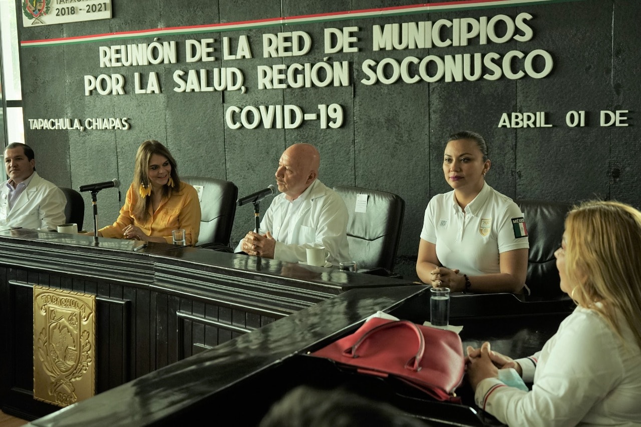 ENCABEZA ALCALDESA DE TAPACHULA REUNION DE LA RED DE MUNICIPIOS POR LA SALUD DE LA REGION SOCONUSCO