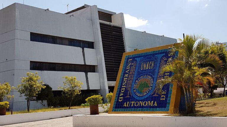 Prevé UNACH ingreso histórico a sus programas académicos durante el próximo ciclo escolar